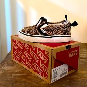 Vans slip on leopard toddler shoes size 6.5